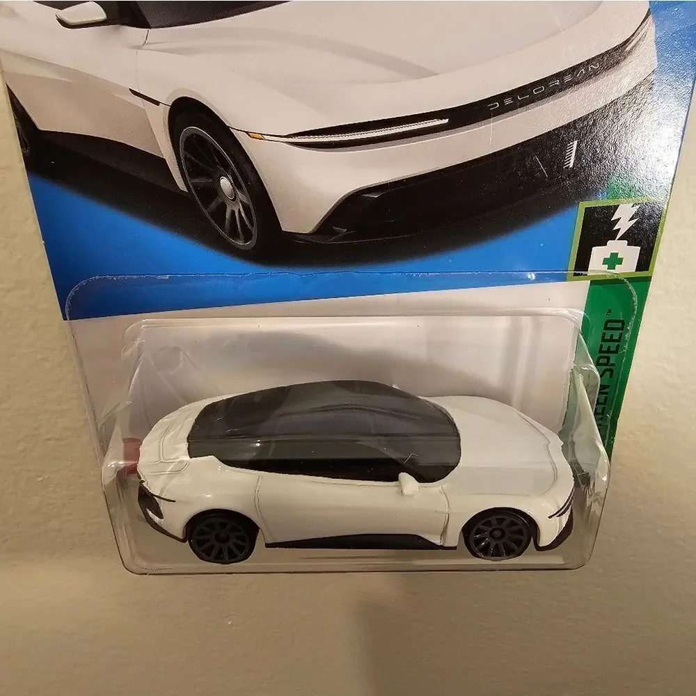 Hot Wheels Car Delorean Alpha 5 HW Green Speed Hotwheels New Electric Vehicle